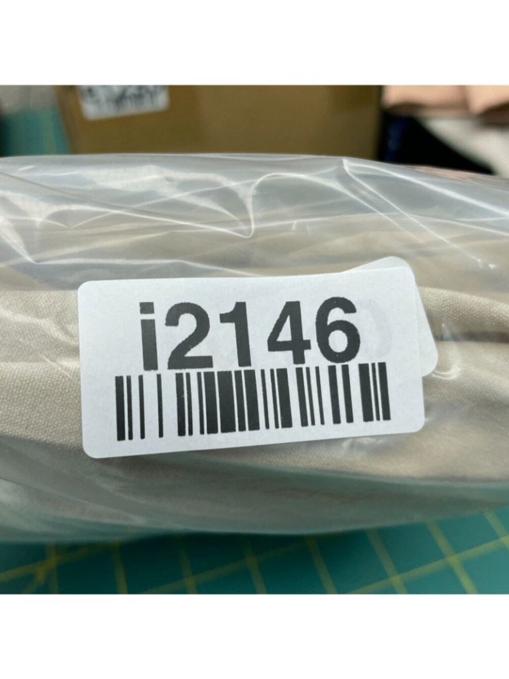 NWT Hilary Radley Women's S Slim Leg Dress Pants Beige Mid-Rise Pull on i2146 - Picture 15 of 15
